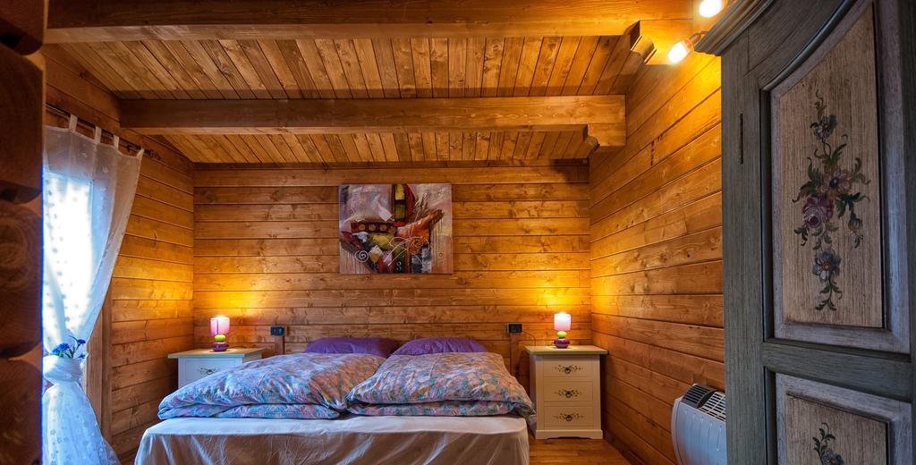 Bed and Breakfast Chalet Dei Parchi Saracinesco Pokoj fotografie