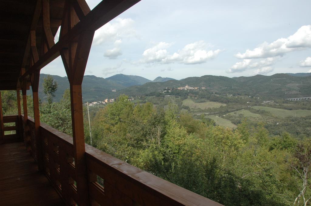 Bed and Breakfast Chalet Dei Parchi Saracinesco Exteriér fotografie