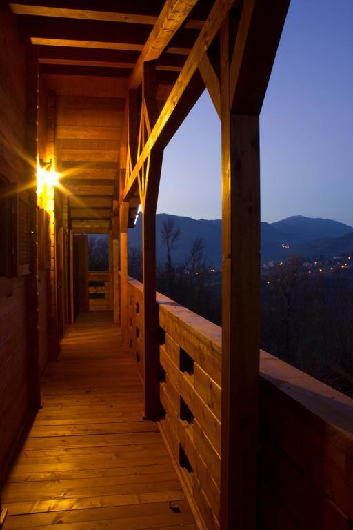 Bed and Breakfast Chalet Dei Parchi Saracinesco Exteriér fotografie